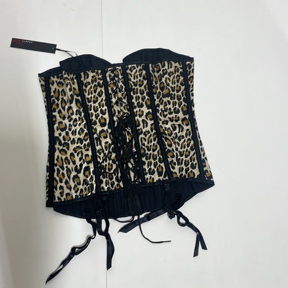 Hearts Rob Cheetah Print corset - Picture 2 of 5